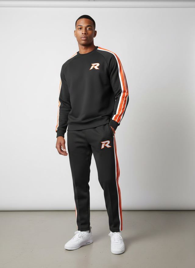 RUNIQUE Signature Tracksuit – Black Edition